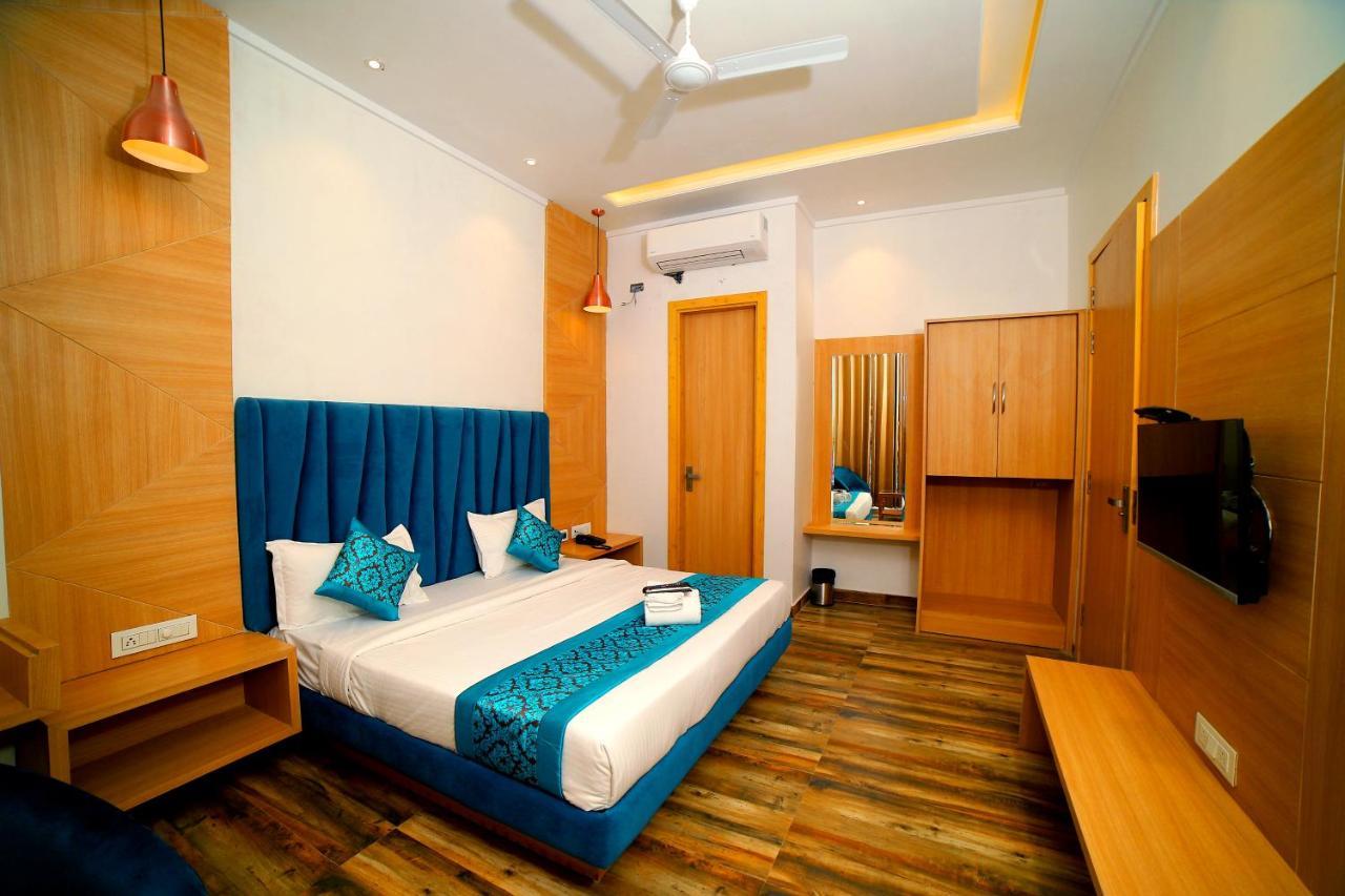 Hotel Diamond View Amritsar Eksteriør billede