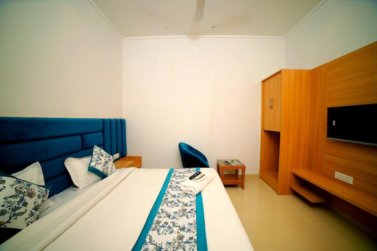 Hotel Diamond View Amritsar Eksteriør billede