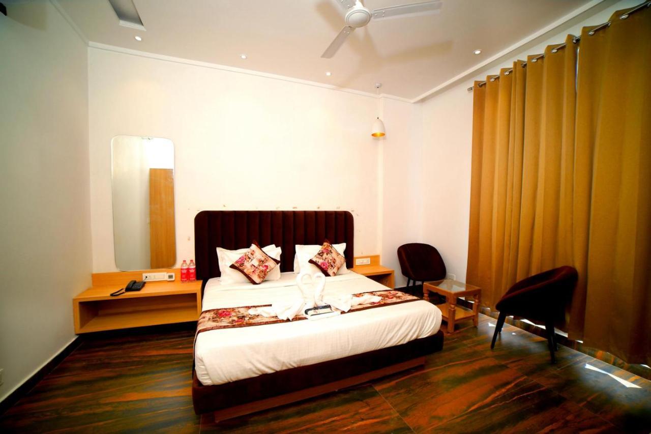 Hotel Diamond View Amritsar Eksteriør billede