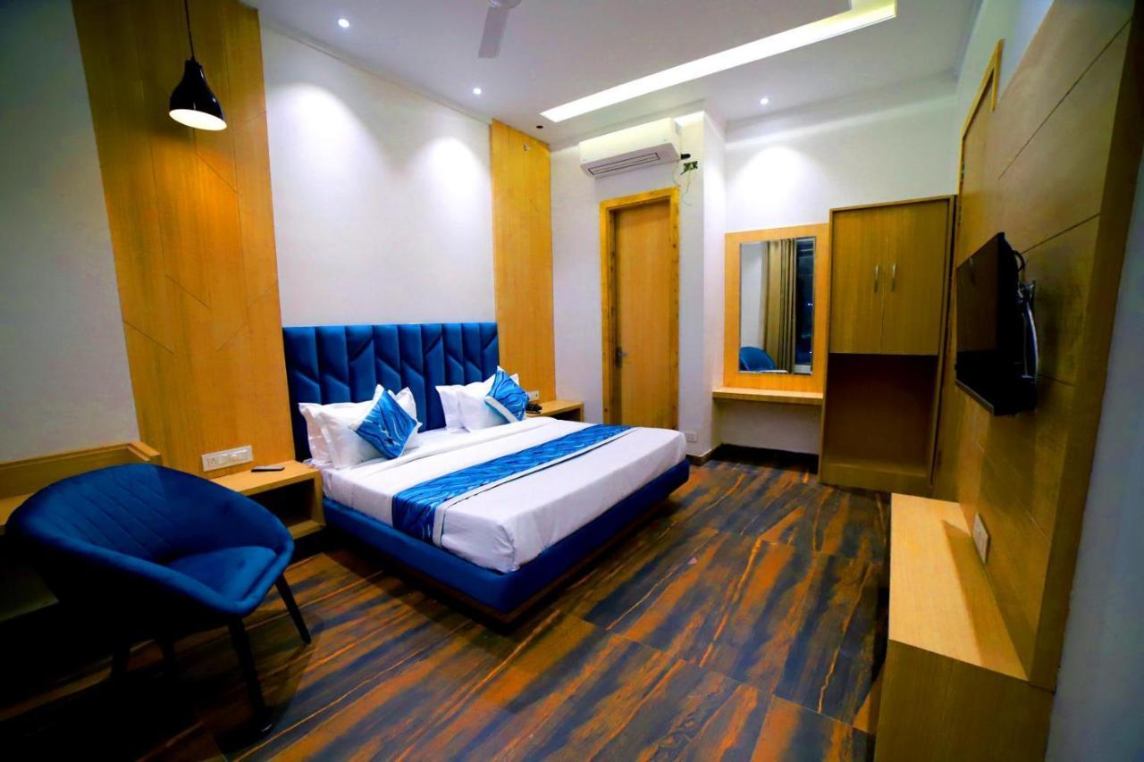 Hotel Diamond View Amritsar Eksteriør billede